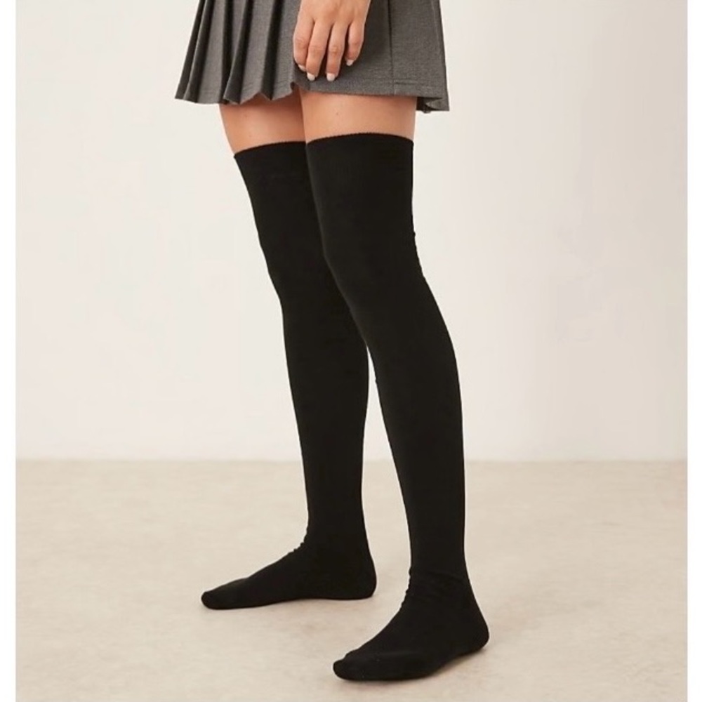 STEVE MADDEN 🖤 Thigh High Ribbed Socks